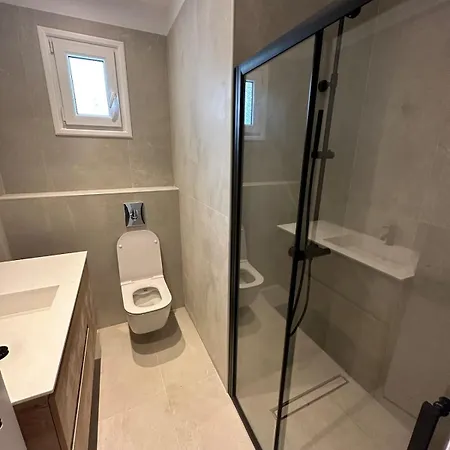 Apartment House Tolón